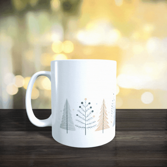 Cană ceramică personalizată „Brazi de Sărbătoare – Stele aurii” – 330 ml, albă