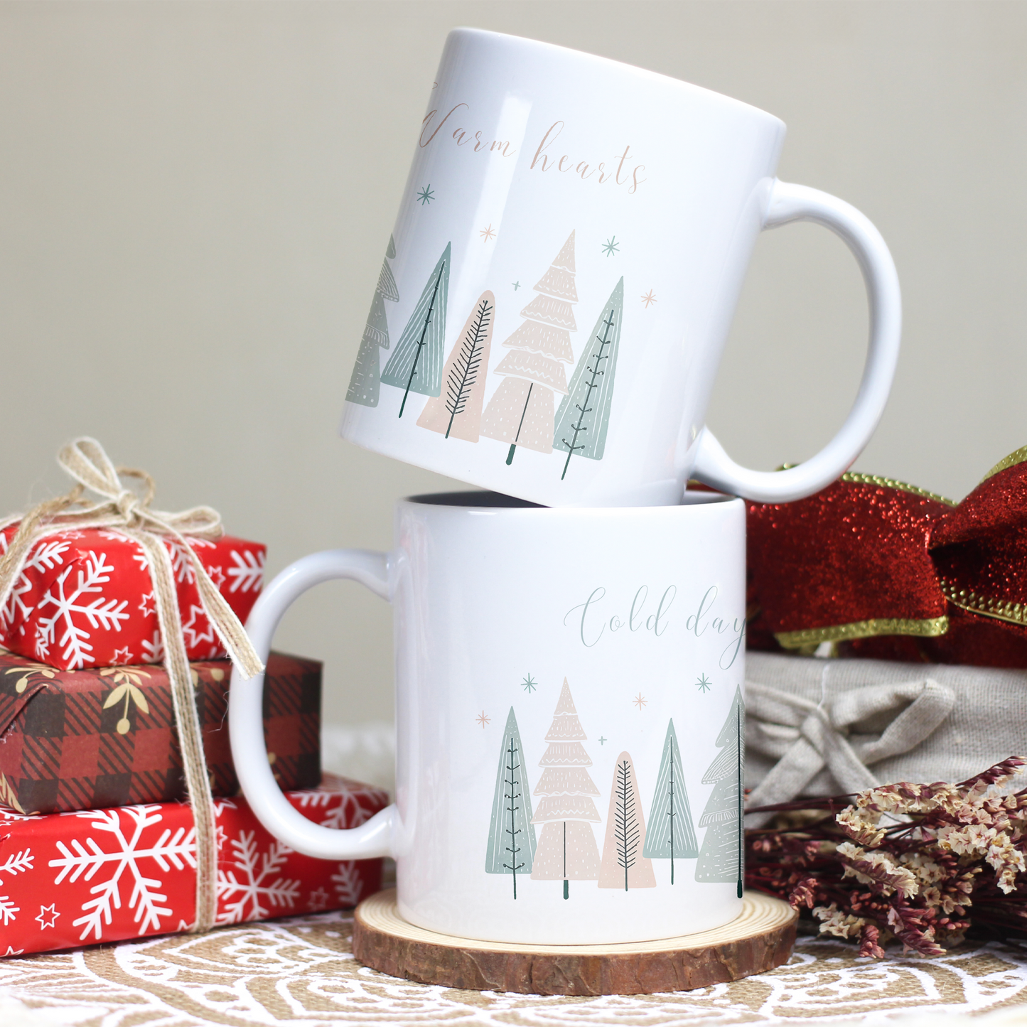 Cană ceramică personalizată „Cold days, warm hearts”, 330 ml, albă