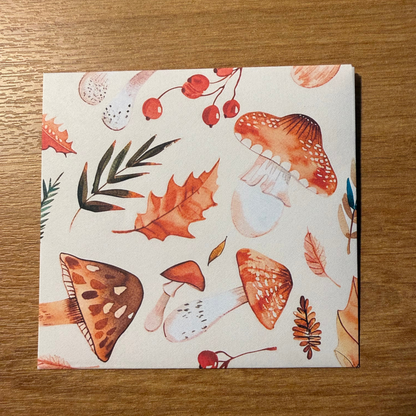 Cană ceramică personalizată „Frunze de toamnă și ciupercuțe” – 330 ml, albă, felicitare cadou!