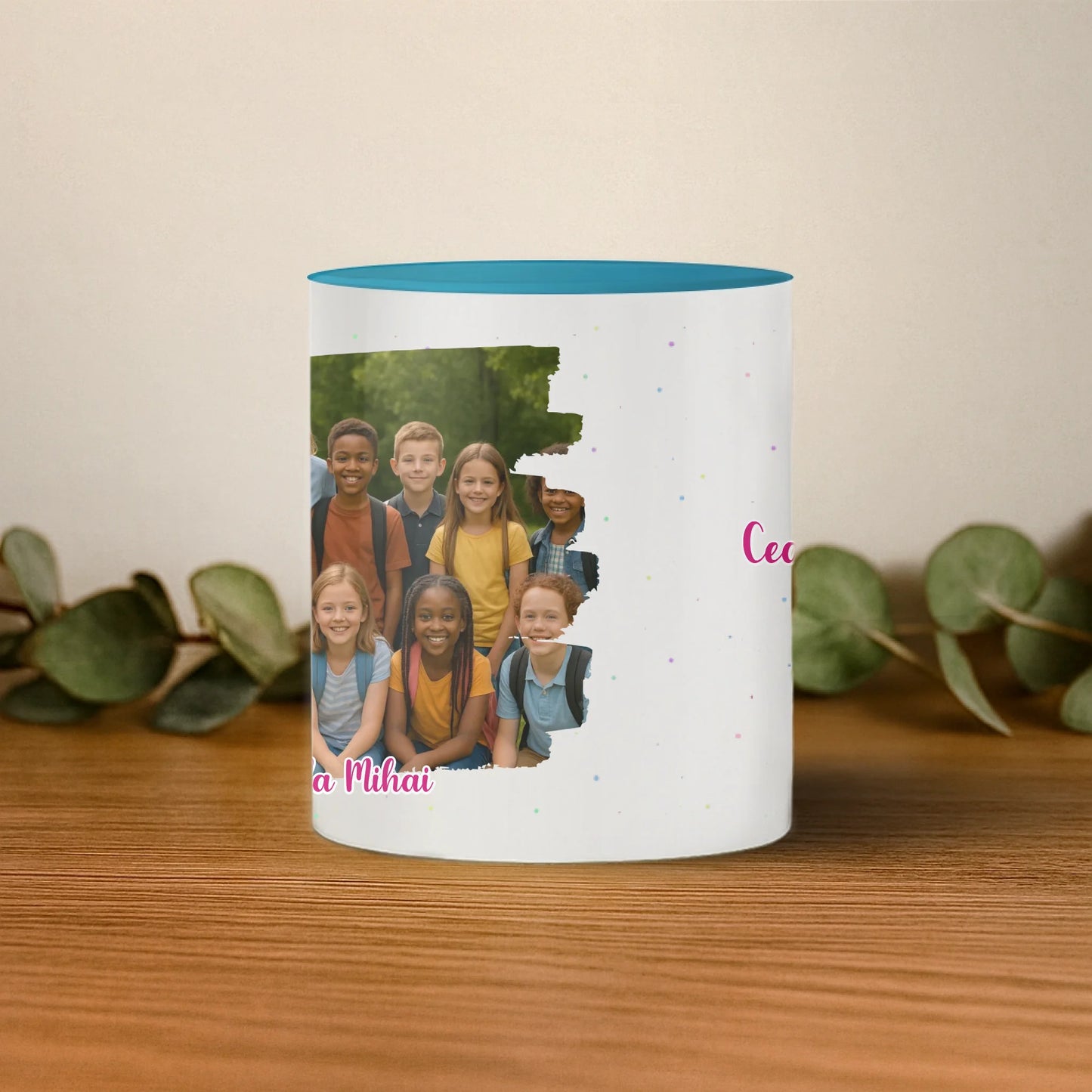 cana cu interior si toarta albastra mijloc base