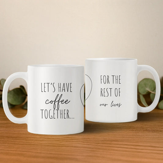 Cană personalizată „Cafeaua se bea în doi” – model cuplu cu mesaje