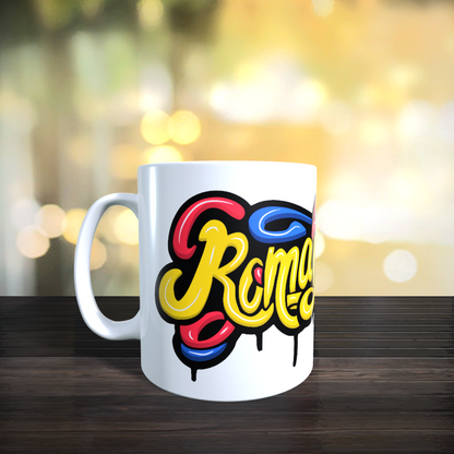 Cană personalizată „Zbor românesc” – fluture tricolor și text România, 330 ml, albă