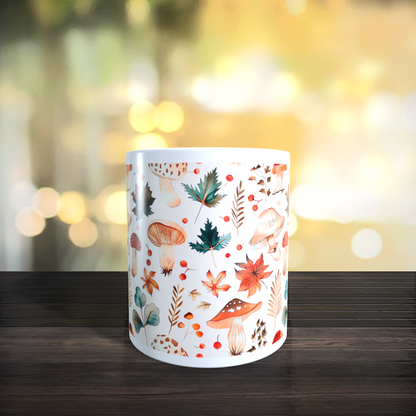Cană ceramică personalizată „Ciuperci de pădure și frunze verzi” – 330 ml, albă