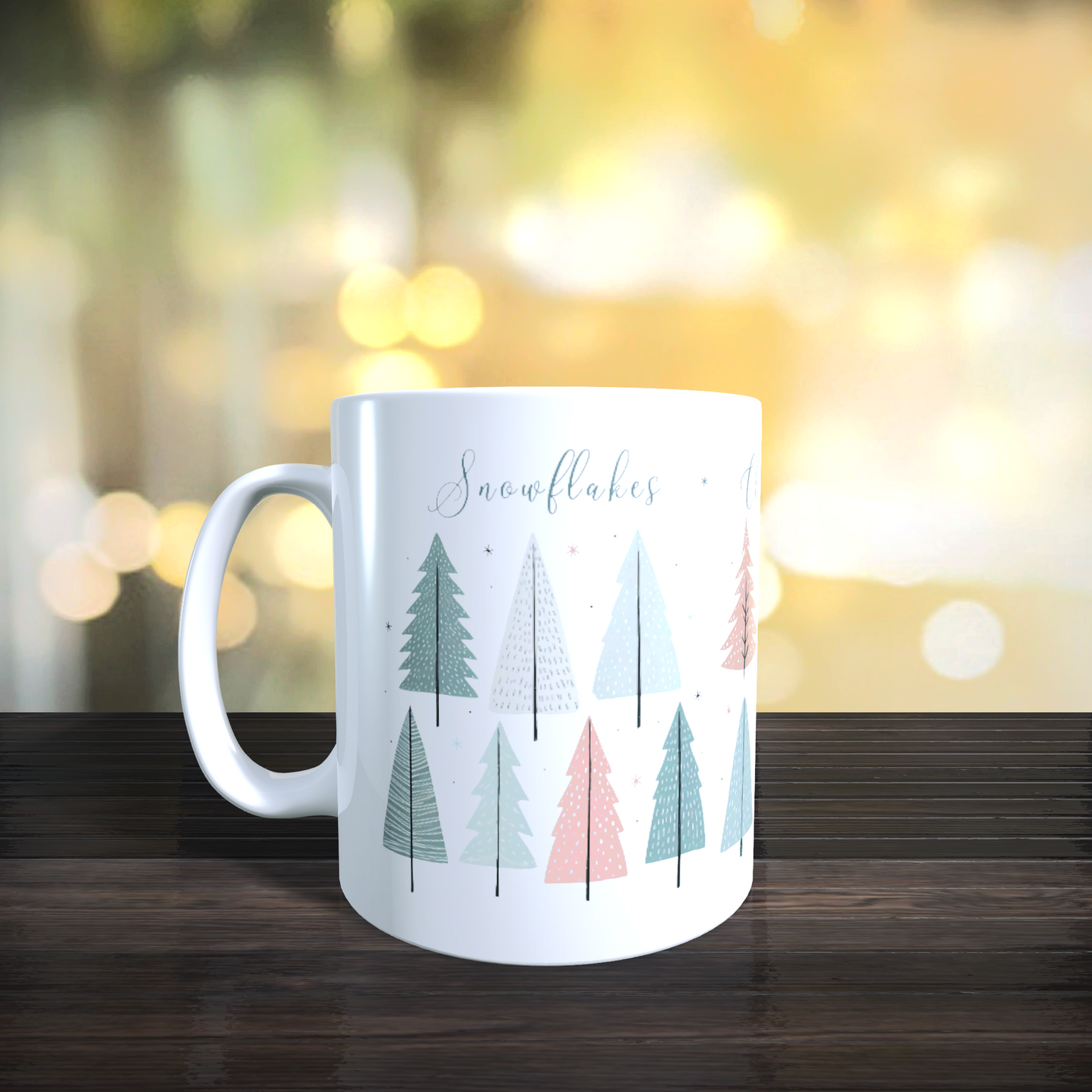 Cană ceramică personalizată „Snowflakes, Christmas Trees, Magic” – 330 ml, albă