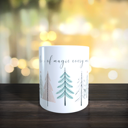 Cană ceramică personalizată „A drop of magic every morning” – 330 ml, albă