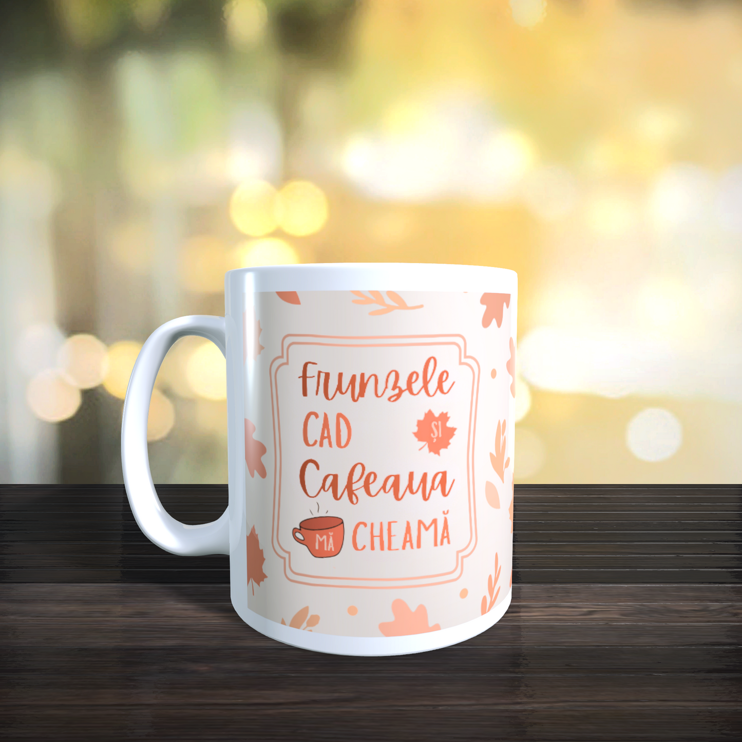 Cană ceramică personalizată „Frunzele cad și cafeaua mă cheamă” – 330 ml, albă