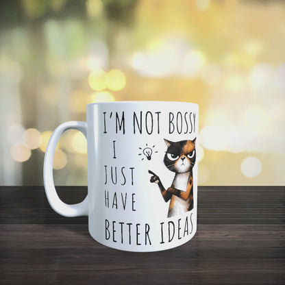 Cană ceramică personalizată „Nu fac pe șefa, doar am idei mai bune” – 330 ml, albă