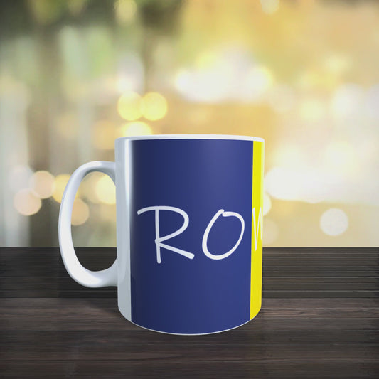 Cană personalizată „ROMANIA” – design minimalist cu tricolor